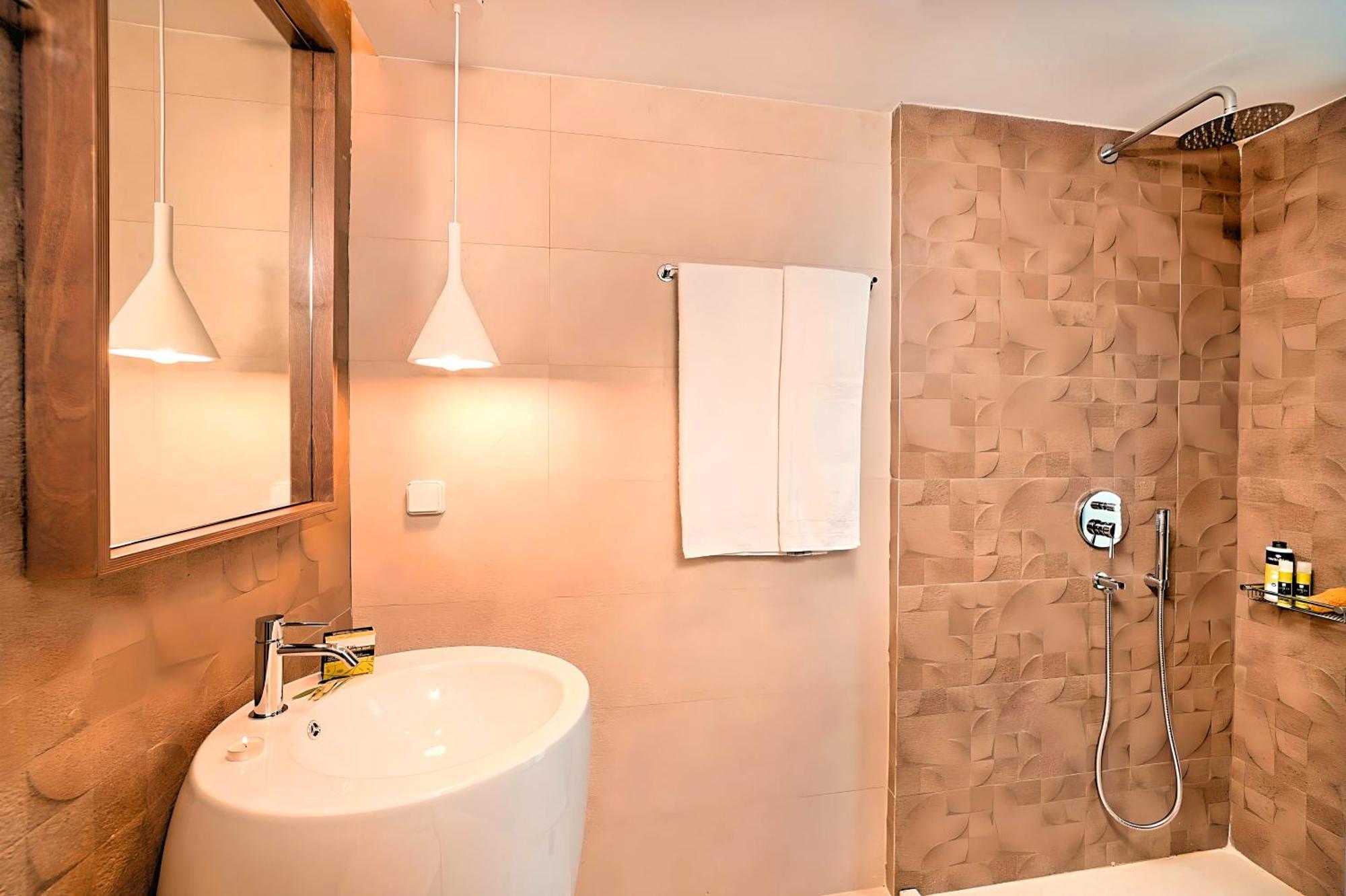 Minoas Heated Pool Villa *