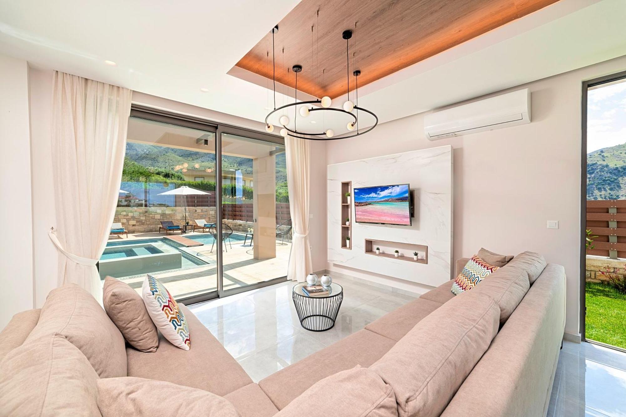 Villa Minoas Heated Pool Kournas