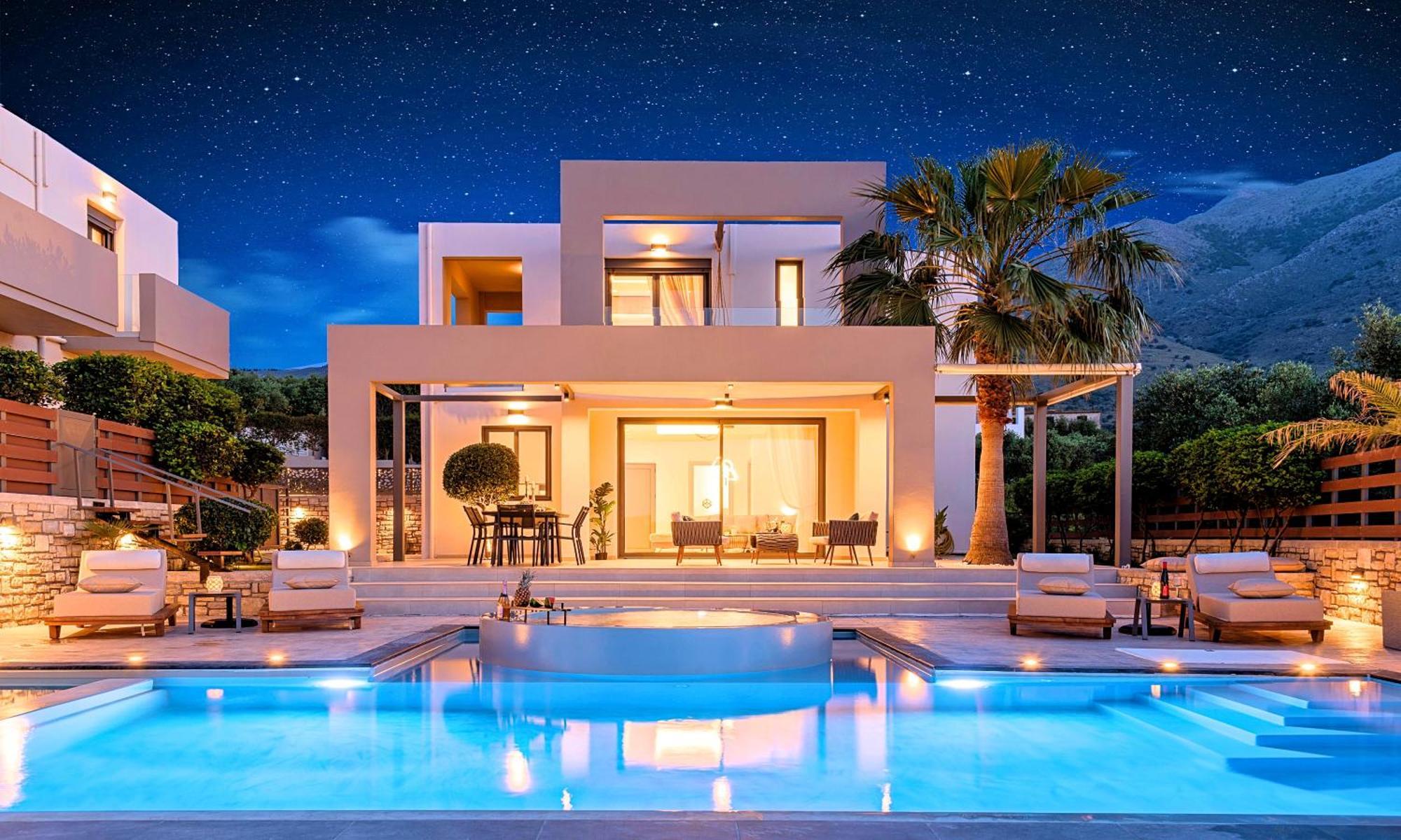 Villa Minoas Heated Pool