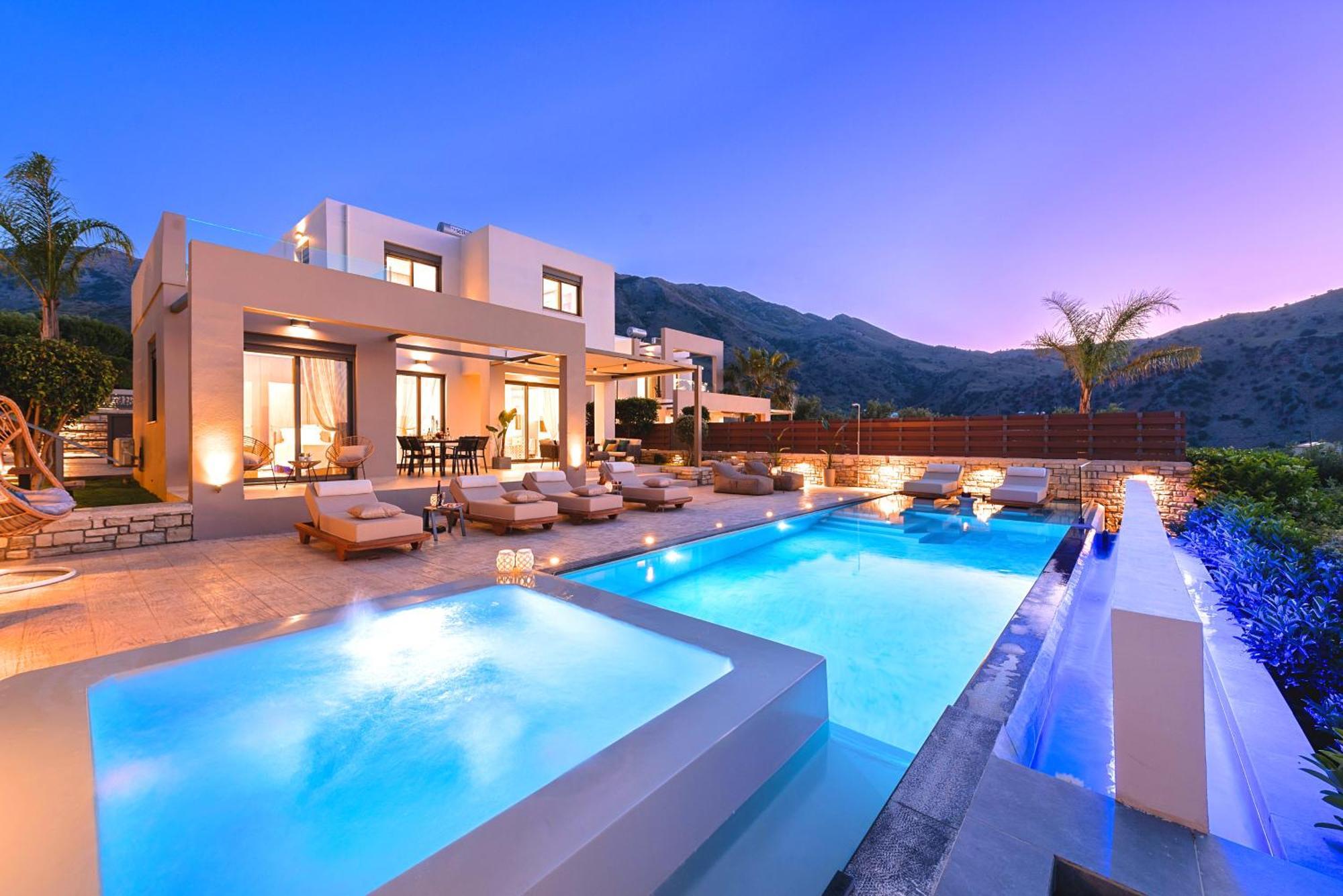 Villa Minoas Heated Pool Kournás